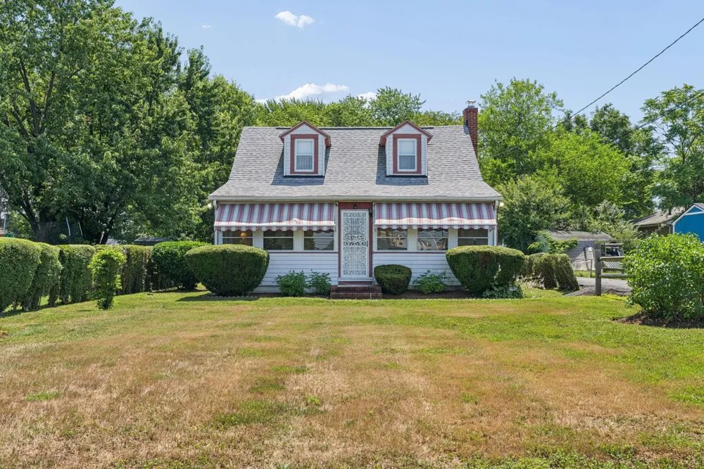 19 OLD SOLOMONS ISLAND ROAD Annapolis, MD 21401