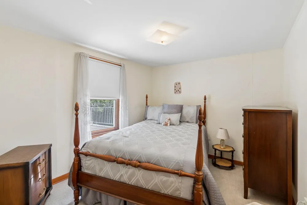 19 OLD SOLOMONS ISLAND ROAD Annapolis, MD 21401