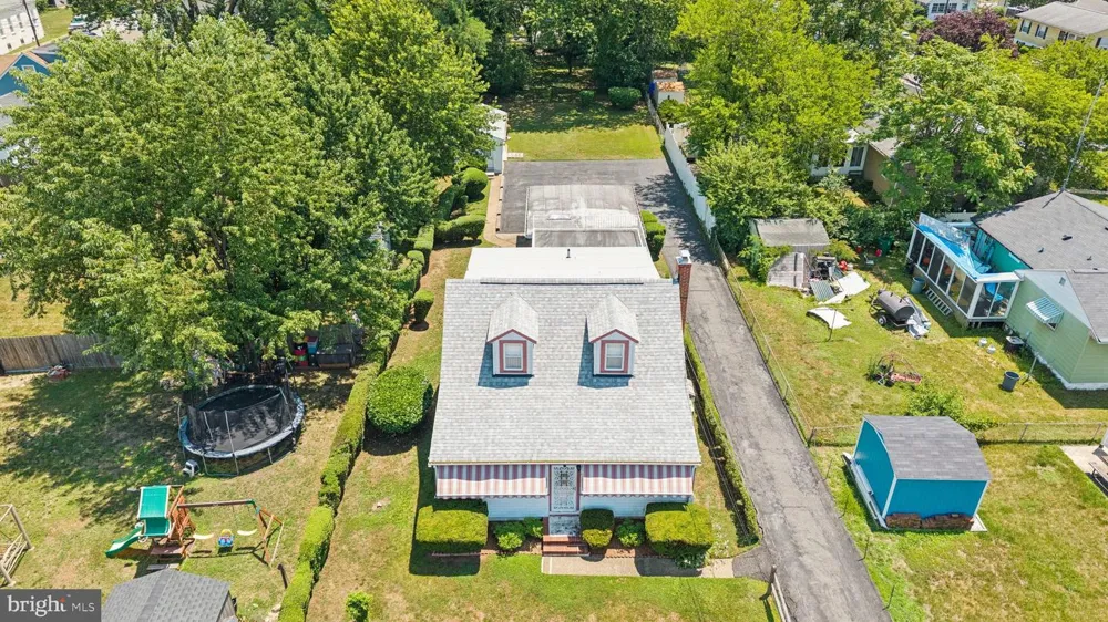 19 OLD SOLOMONS ISLAND ROAD Annapolis, MD 21401