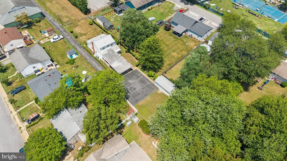 19 OLD SOLOMONS ISLAND ROAD Annapolis, MD 21401