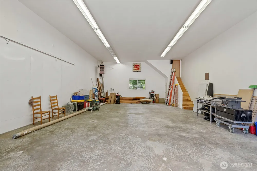 2110 43rd Street SE Puyallup, WA 98372