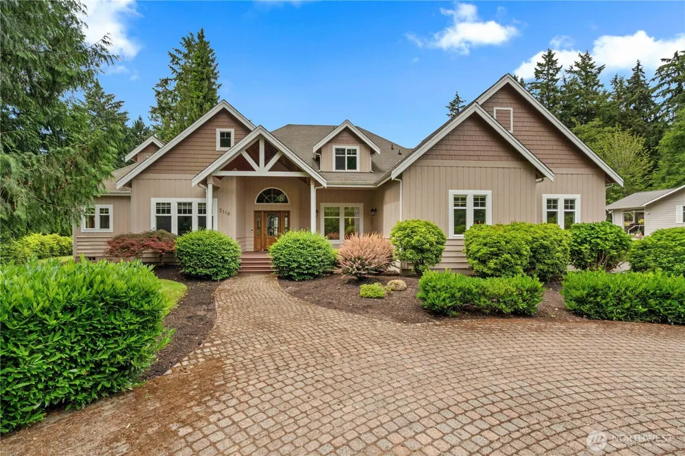 2110 43rd Street SE Puyallup, WA 98372