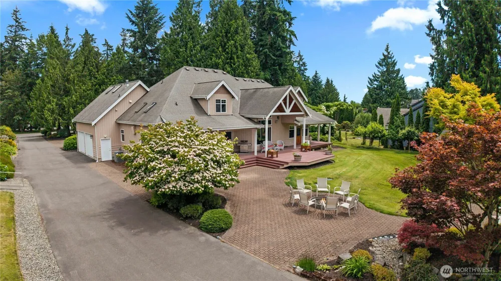 2110 43rd Street SE Puyallup, WA 98372