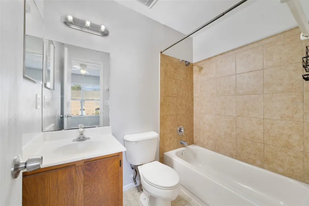 605 CASA PARK COURT #H Winter Springs, FL 32708