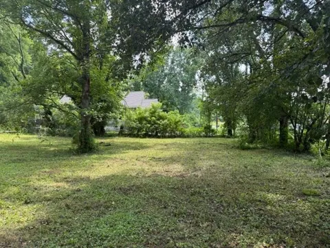 2612 Banks Road