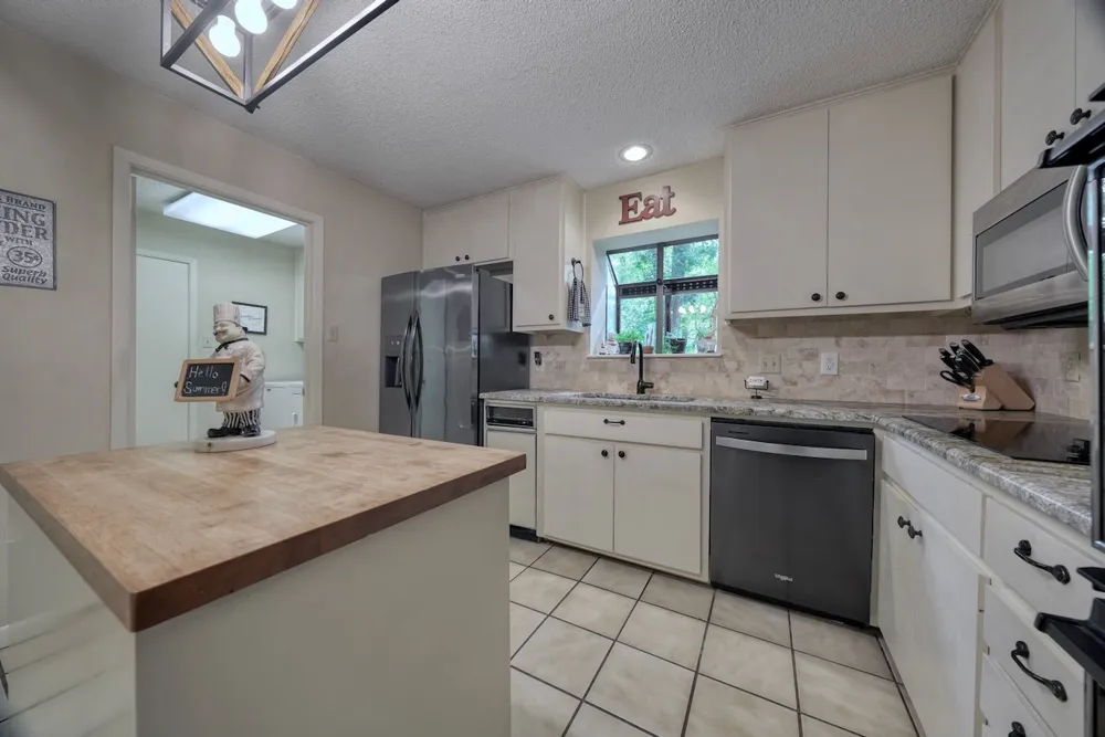 1649 Morningside Trail Hideaway, TX 75771