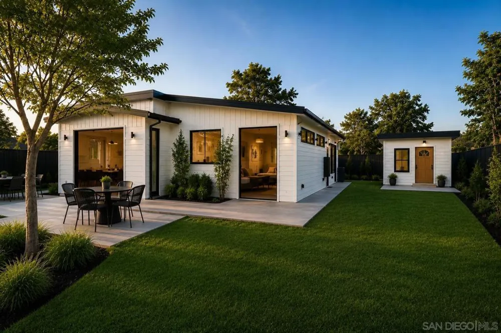 36 W Altadena Dr. Altadena, CA 91101