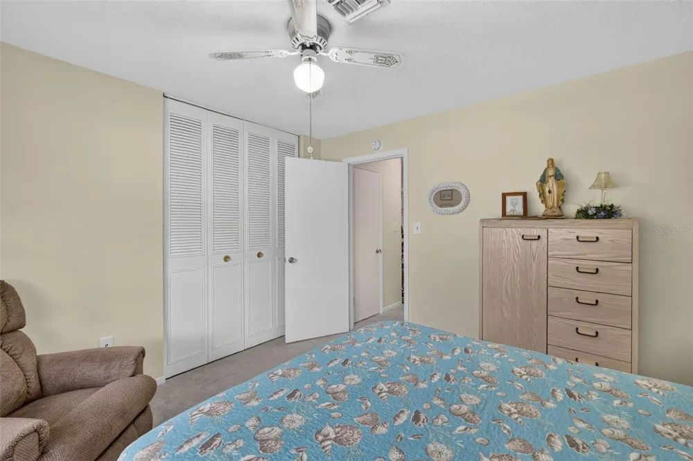 445 S GRANDVIEW STREET #8 Mount Dora, FL 32757