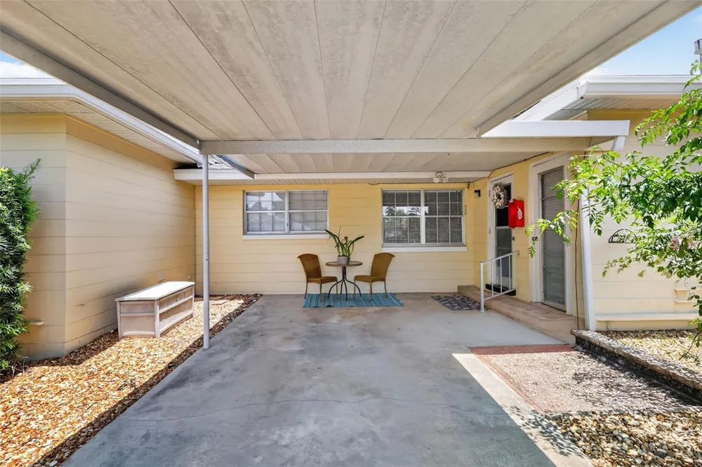 445 S GRANDVIEW STREET #8 Mount Dora, FL 32757