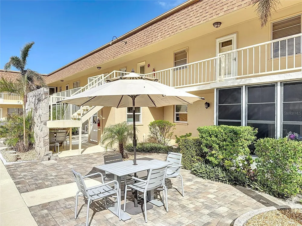 210 PARK BOULEVARD #129 Venice, FL 34285