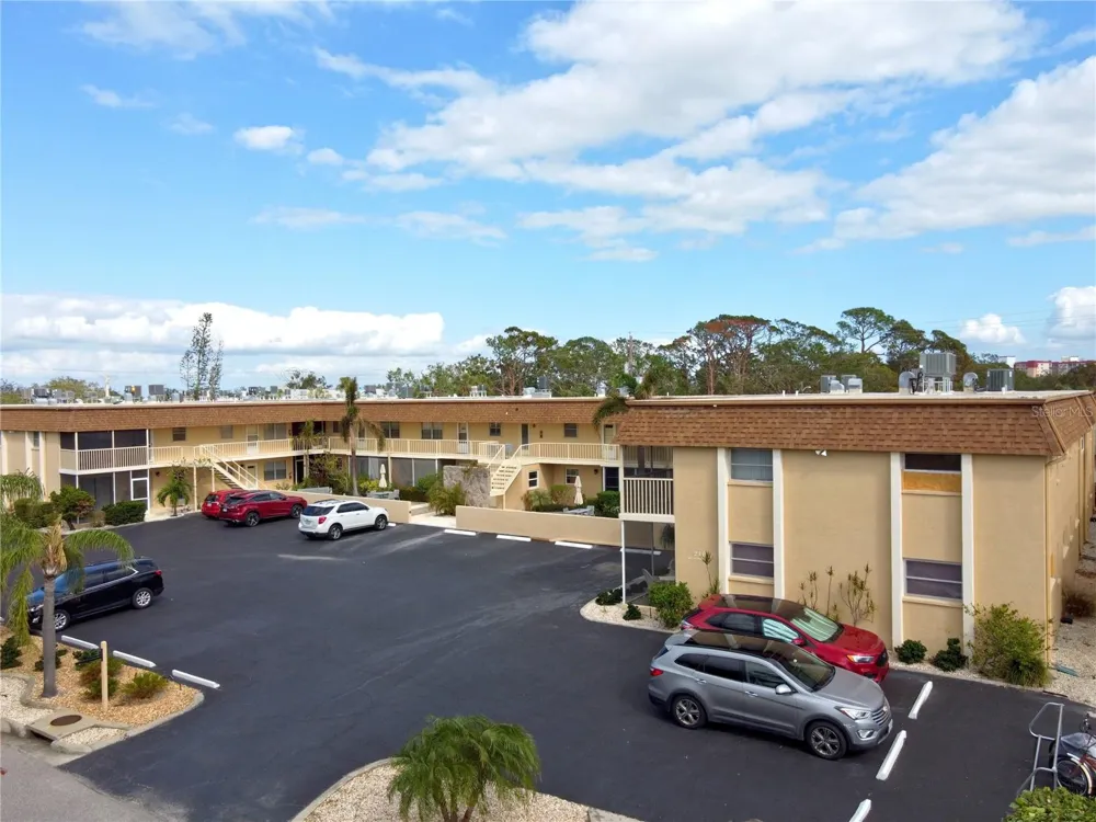 210 PARK BOULEVARD #129 Venice, FL 34285