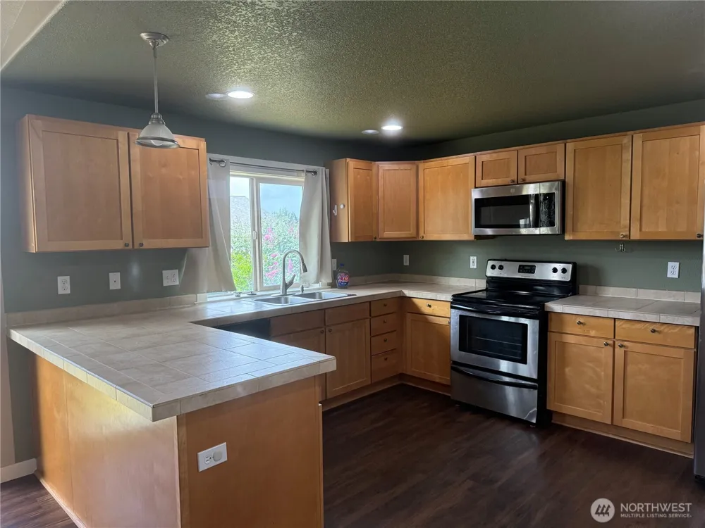 32305 I Street Ocean Park, WA 98640