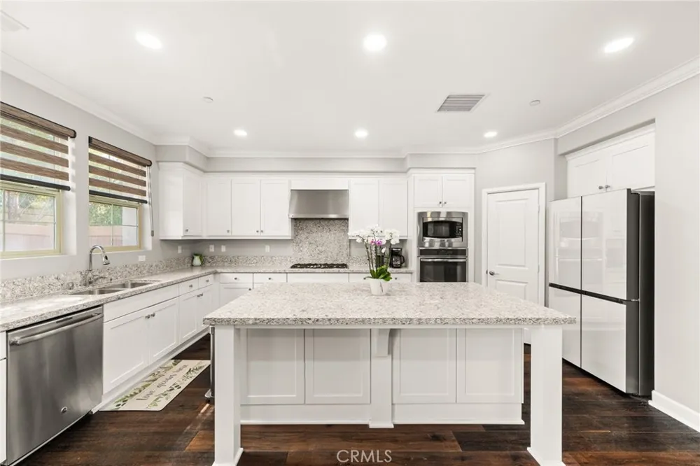 18627 Clubhouse Drive Yorba Linda, CA 92886