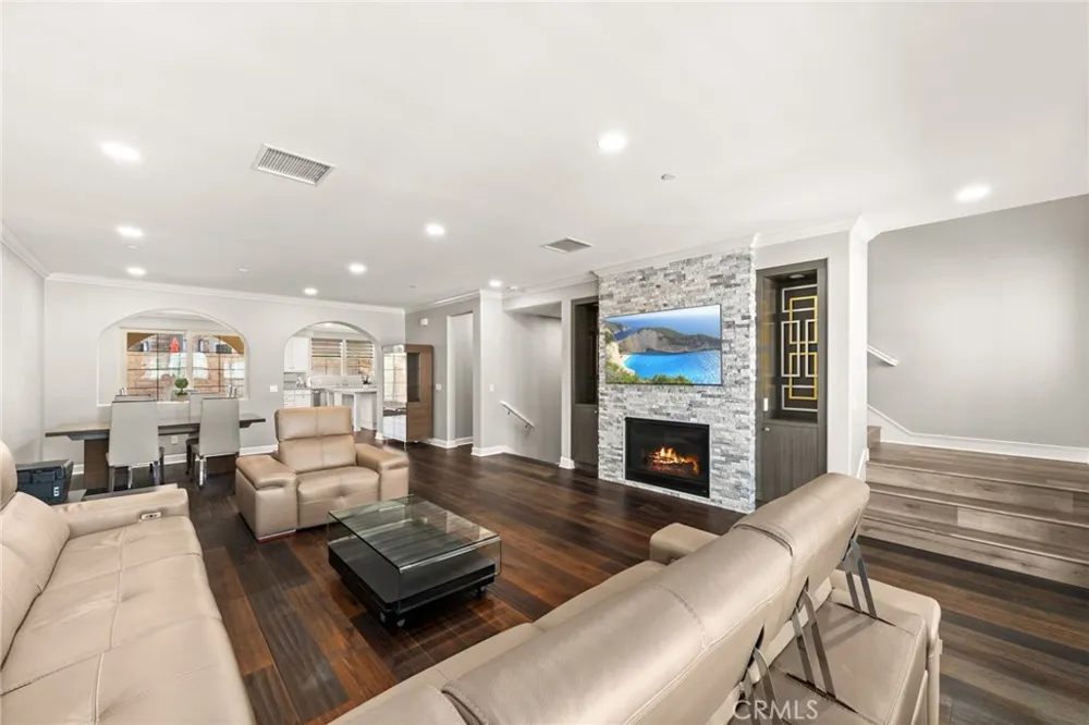18627 Clubhouse Drive Yorba Linda, CA 92886