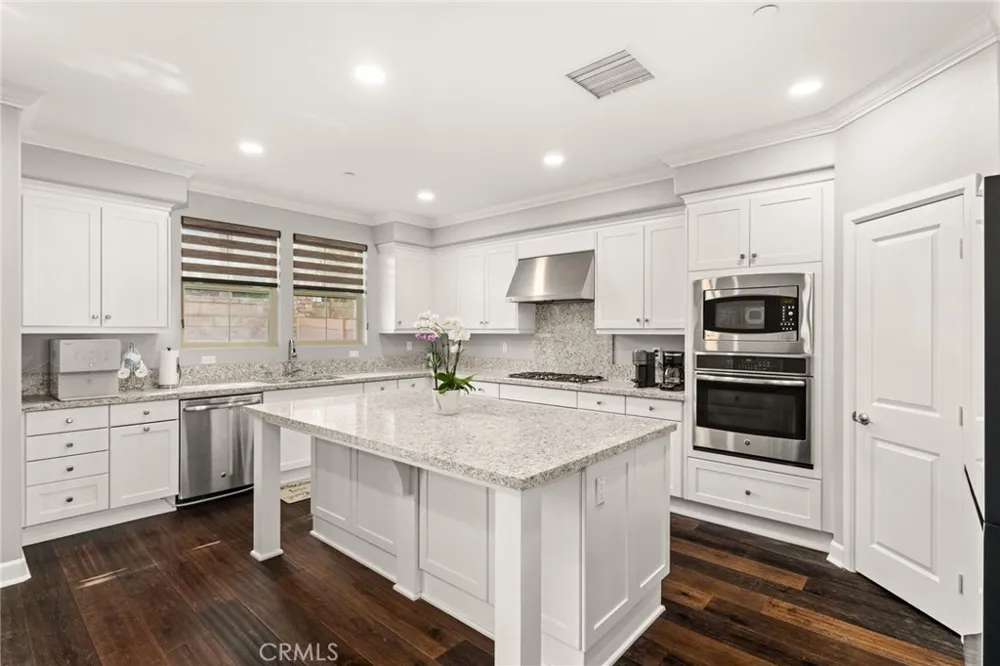 18627 Clubhouse Drive Yorba Linda, CA 92886