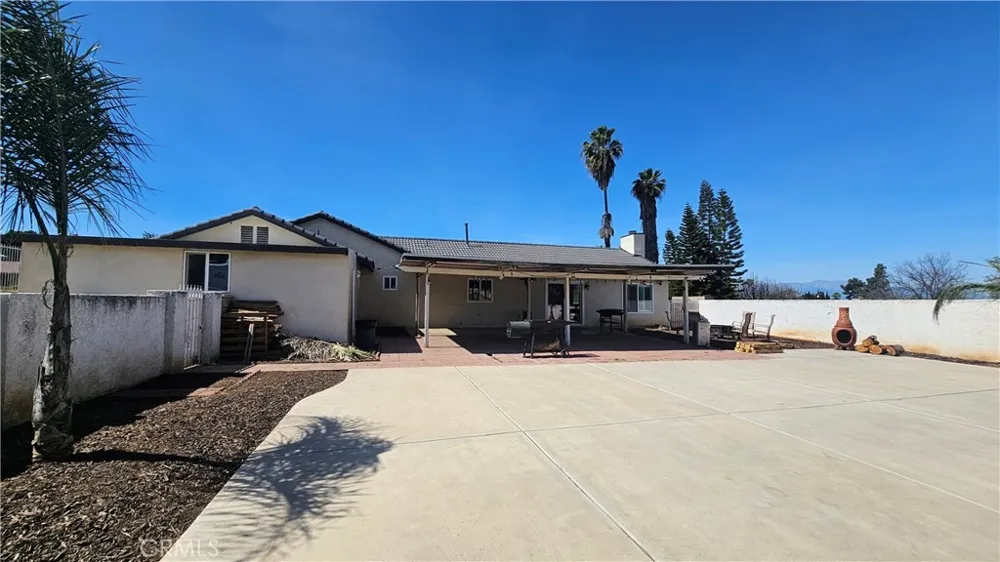 14230 Avenida Munoz Riverside, CA 92508