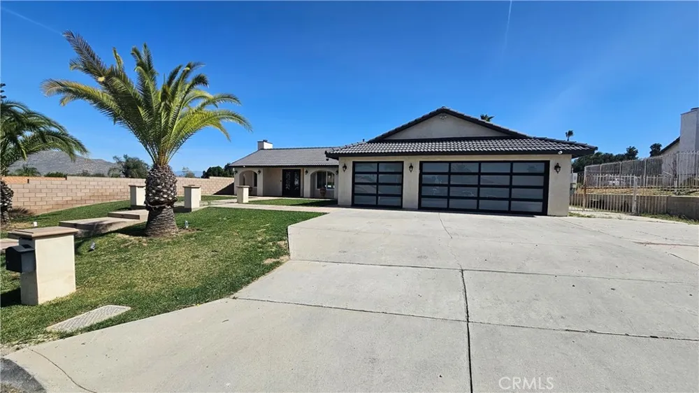 14230 Avenida Munoz Riverside, CA 92508