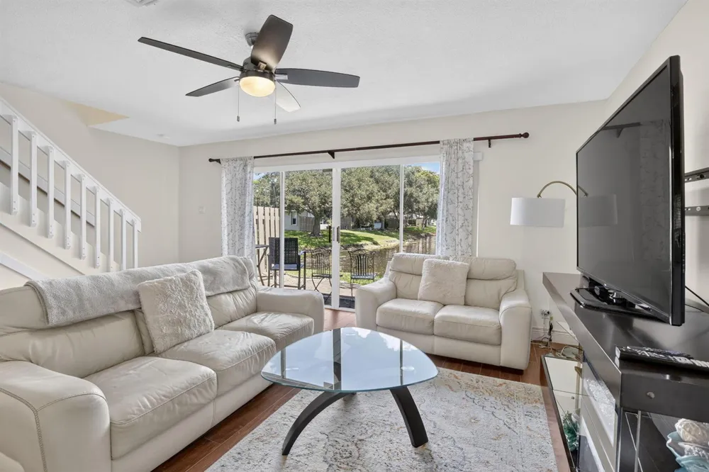 12175 NW 36th Place Sunrise, FL 33323