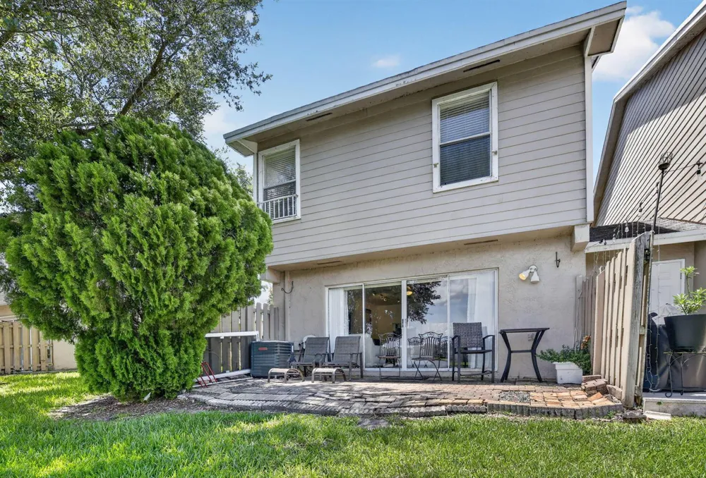 12175 NW 36th Place Sunrise, FL 33323