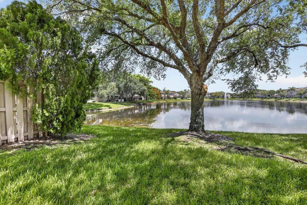 12175 NW 36th Place Sunrise, FL 33323