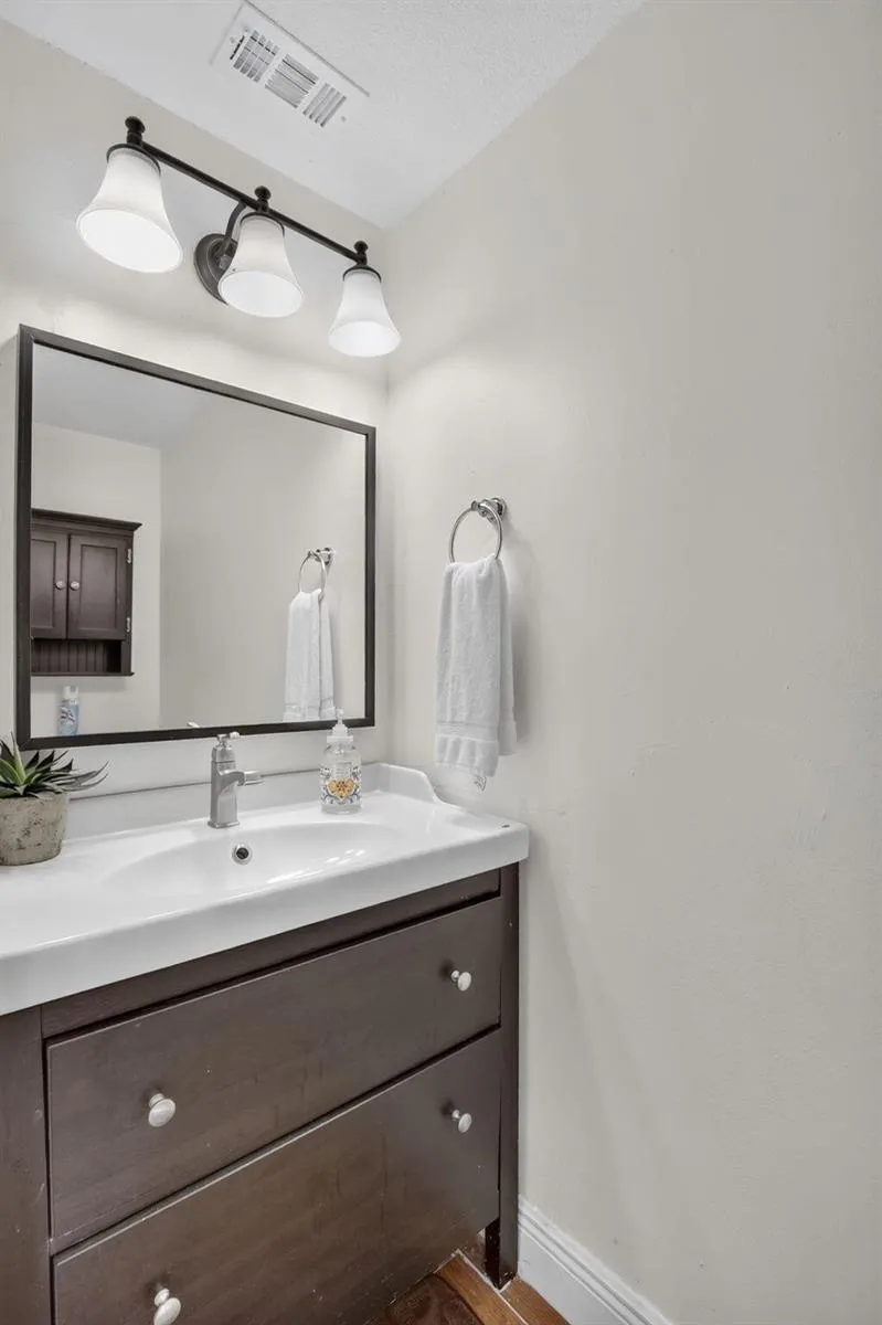 12175 NW 36th Place Sunrise, FL 33323