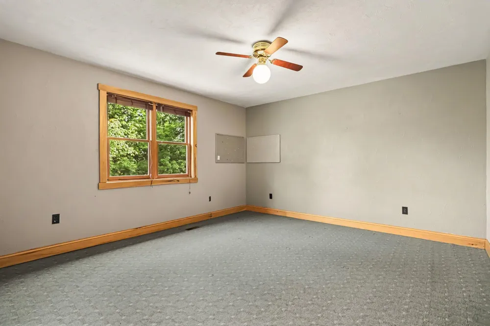 9411 Evart Road Nashville, MI 49073