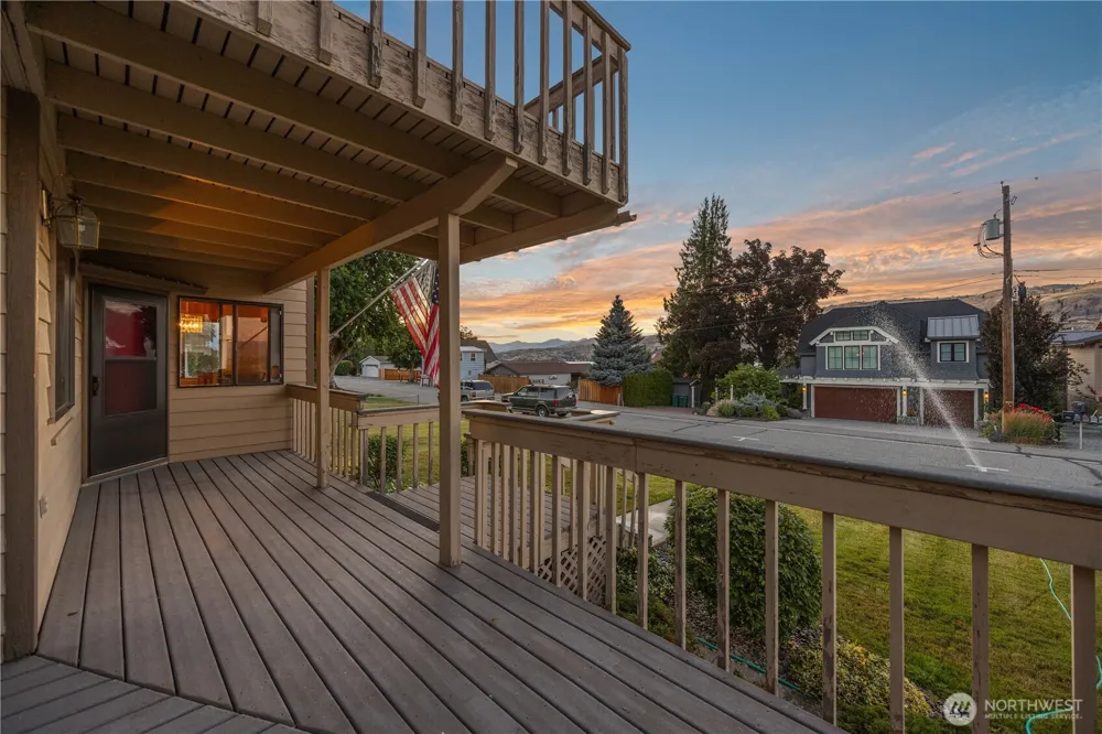 2111 W Terrace Avenue Chelan, WA 98816