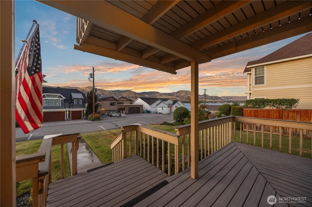 2111 W Terrace Avenue Chelan, WA 98816
