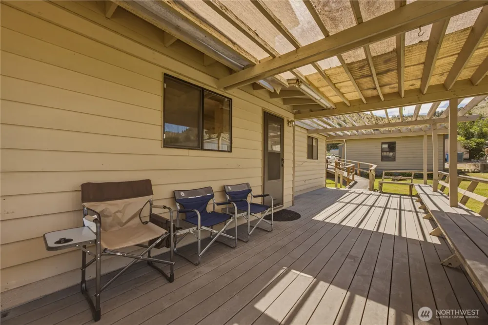 2111 W Terrace Avenue Chelan, WA 98816