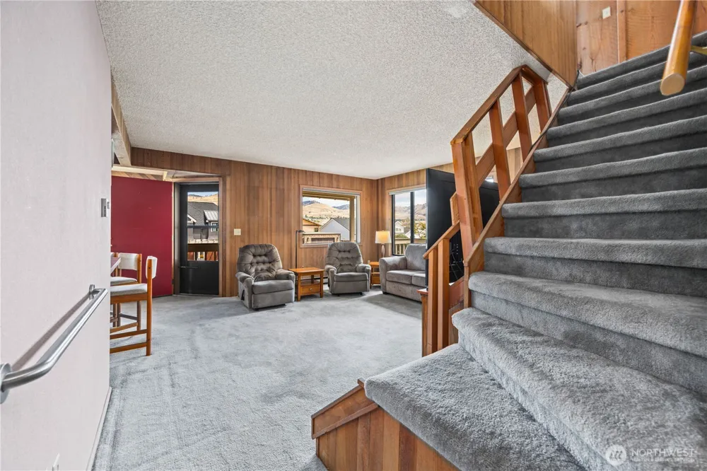 2111 W Terrace Avenue Chelan, WA 98816
