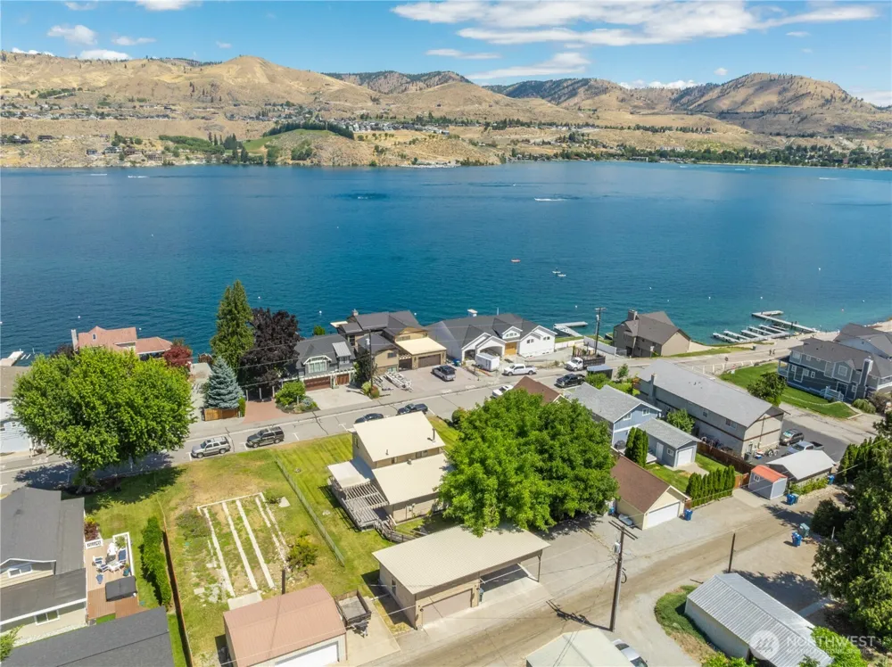2111 W Terrace Avenue Chelan, WA 98816
