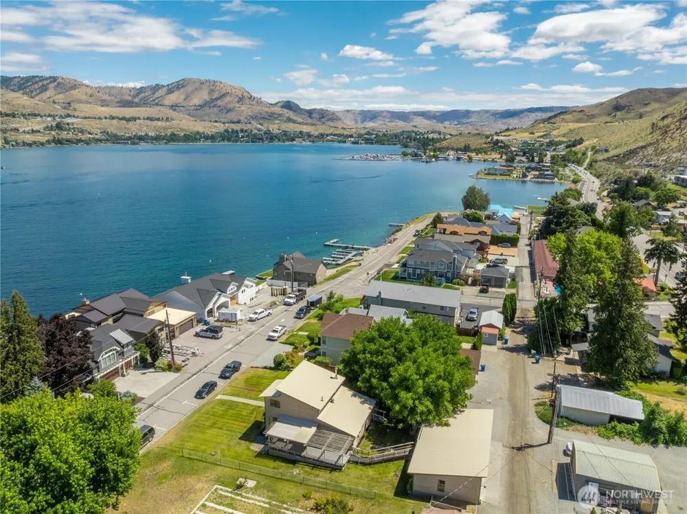 2111 W Terrace Avenue Chelan, WA 98816