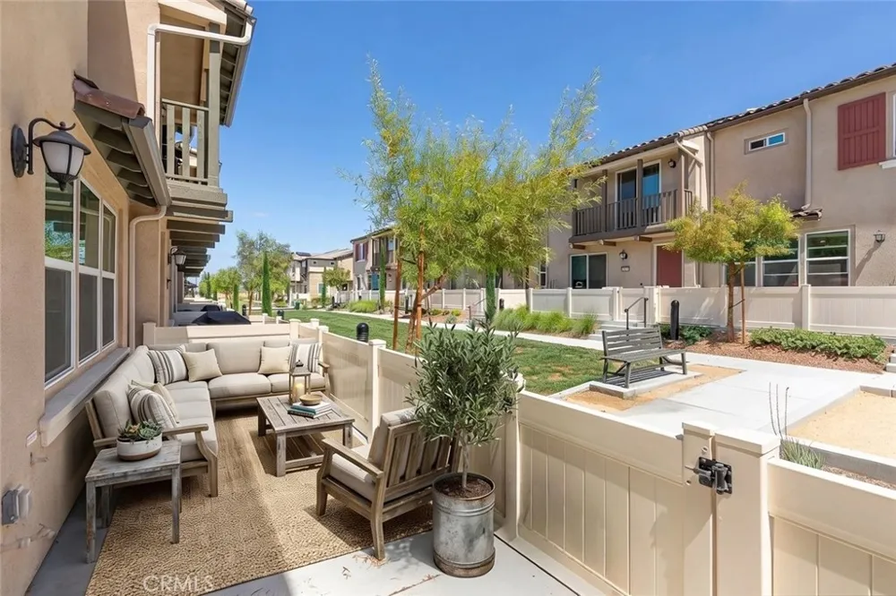 39438 Corvina Temecula, CA 92591
