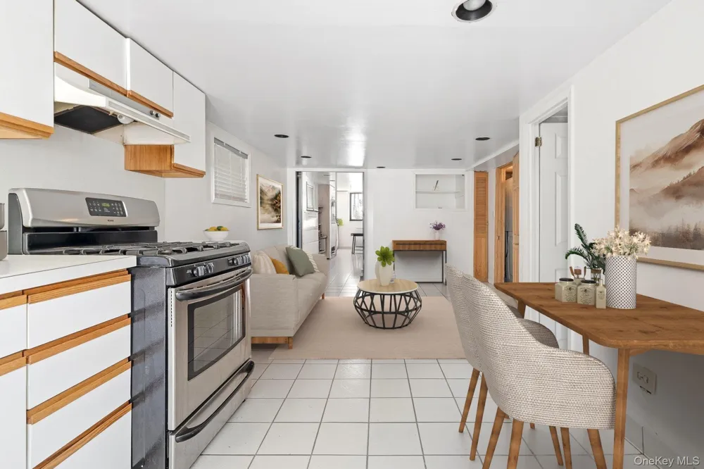 1822 Delancey Place Bronx, NY 10462