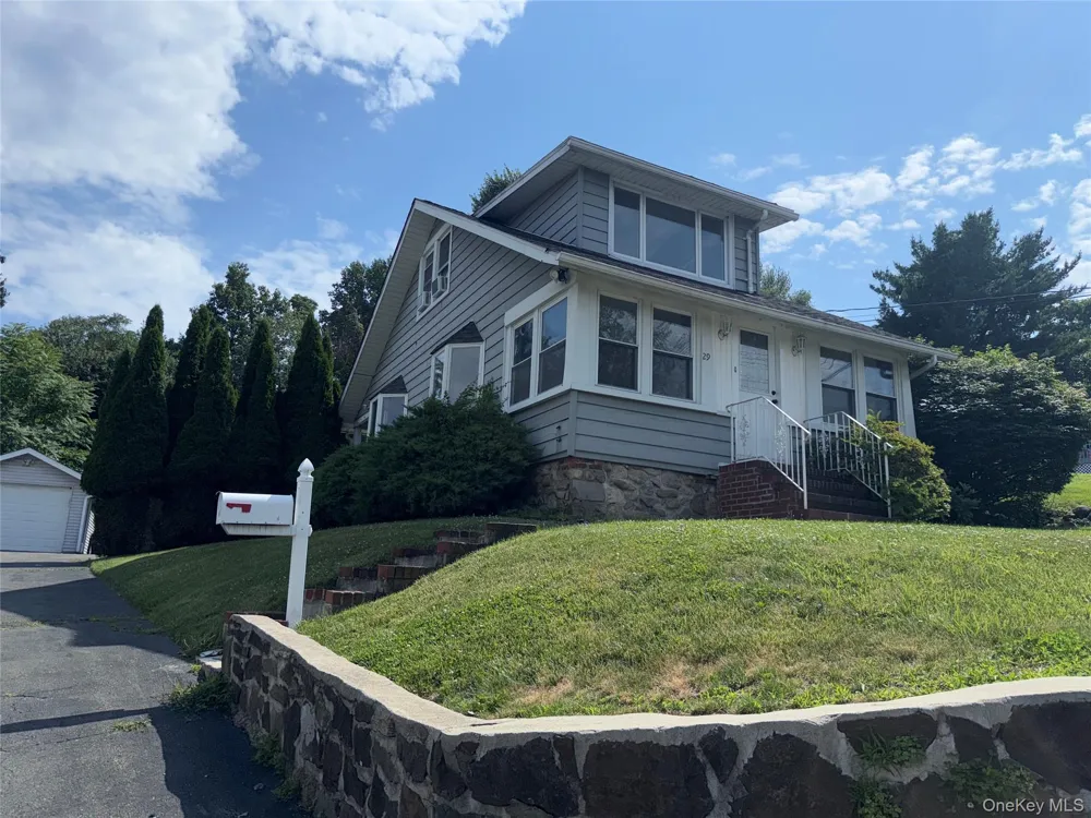 29 Ramapo Road Garnerville, NY 10923