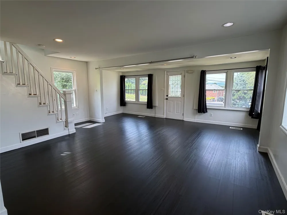 29 Ramapo Road Garnerville, NY 10923