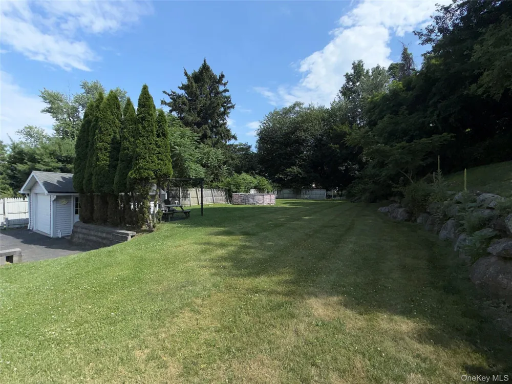 29 Ramapo Road Garnerville, NY 10923