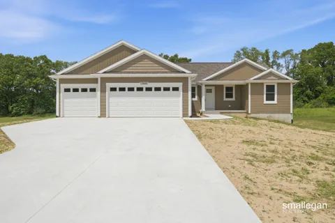 13881 Meadow Oak Drive NE