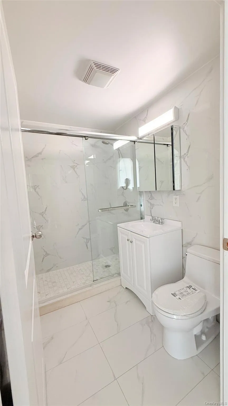 38-34 Parsons Boulevard #PH-D Flushing, NY 11354