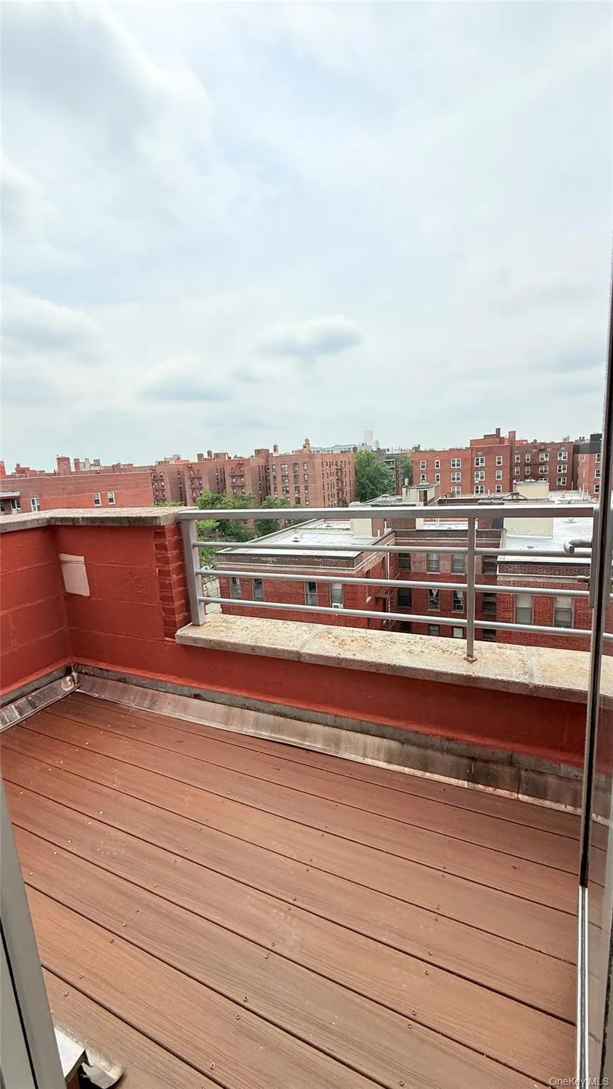 38-34 Parsons Boulevard #PH-D Flushing, NY 11354