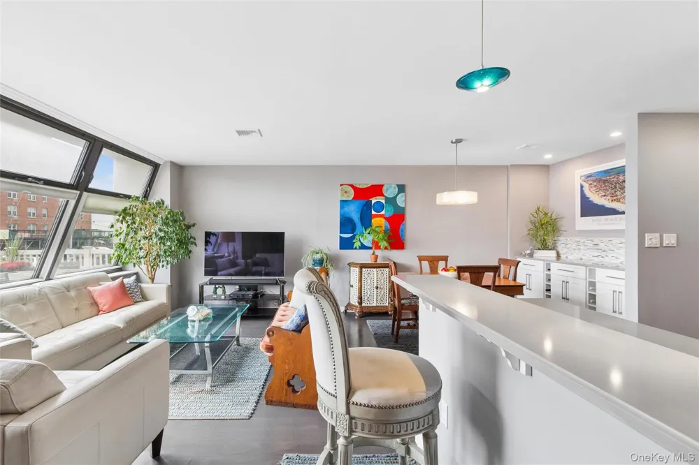 545 W Broadway #A Long Beach, NY 11561
