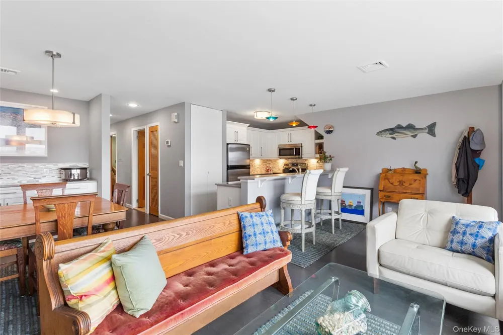 545 W Broadway #A Long Beach, NY 11561