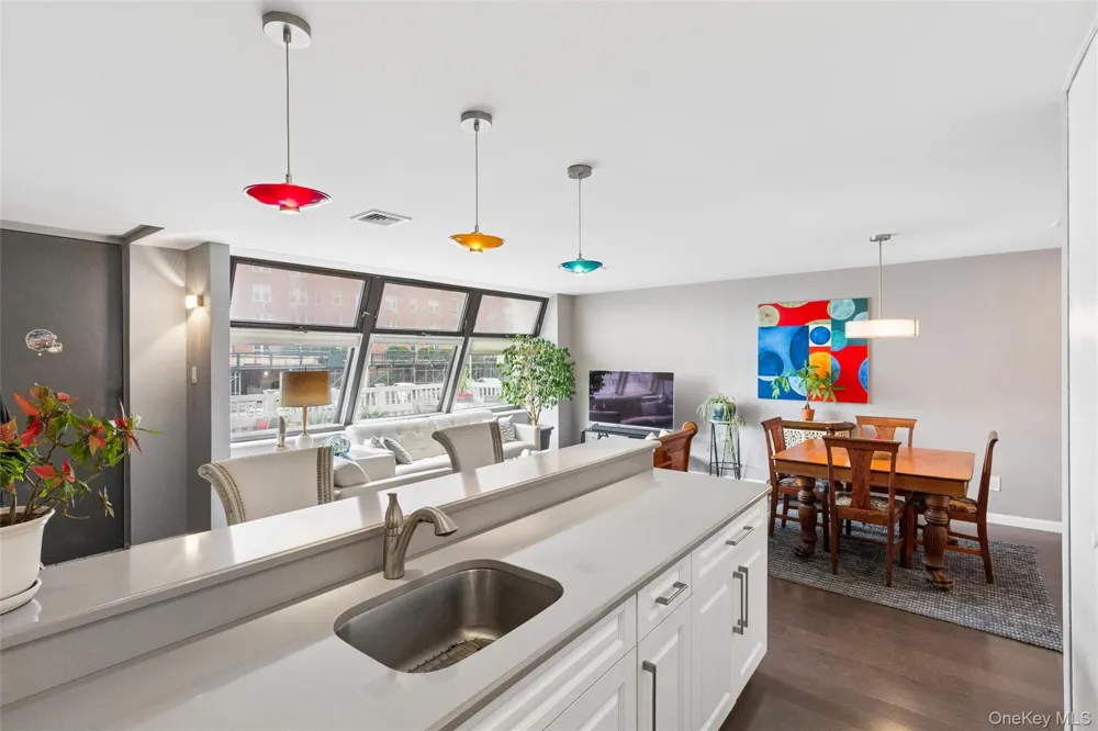 545 W Broadway #A Long Beach, NY 11561