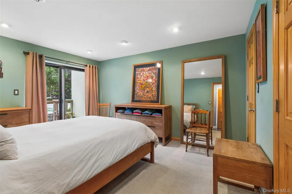 545 W Broadway #A Long Beach, NY 11561