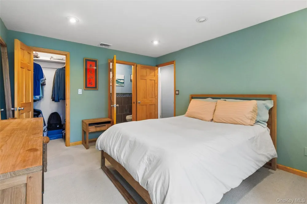 545 W Broadway #A Long Beach, NY 11561