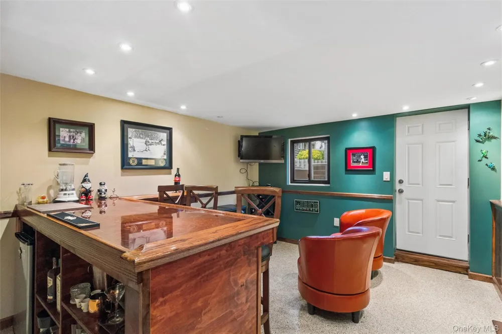 545 W Broadway #A Long Beach, NY 11561