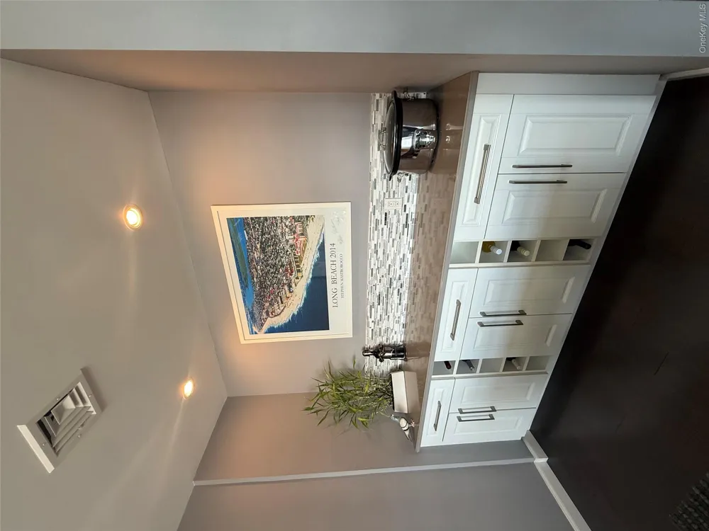 545 W Broadway #A Long Beach, NY 11561