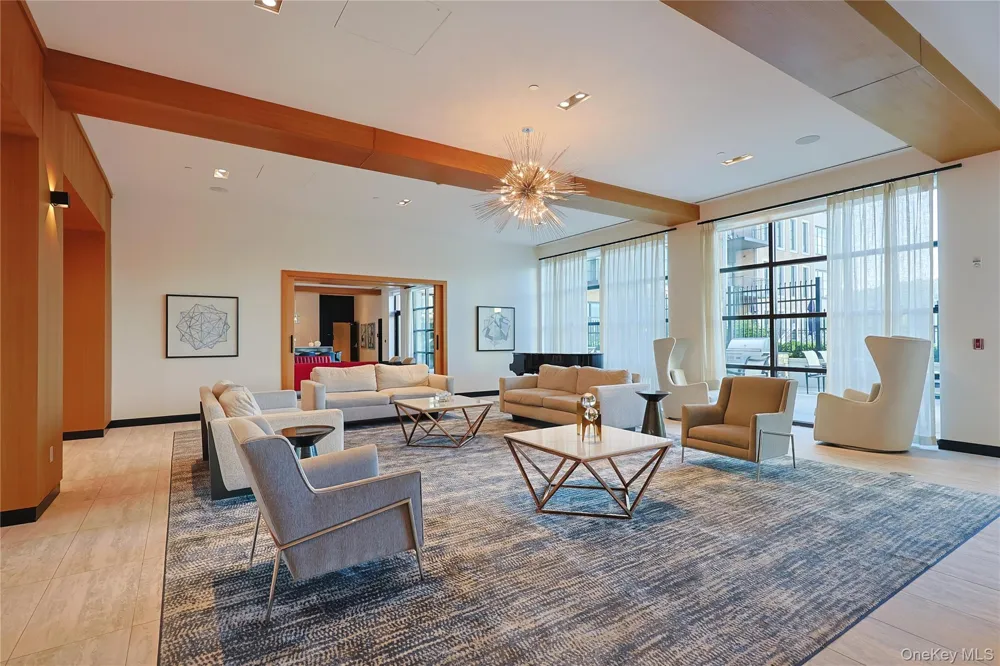 100 Garvies Point Road #1024 Glen Cove, NY 11542