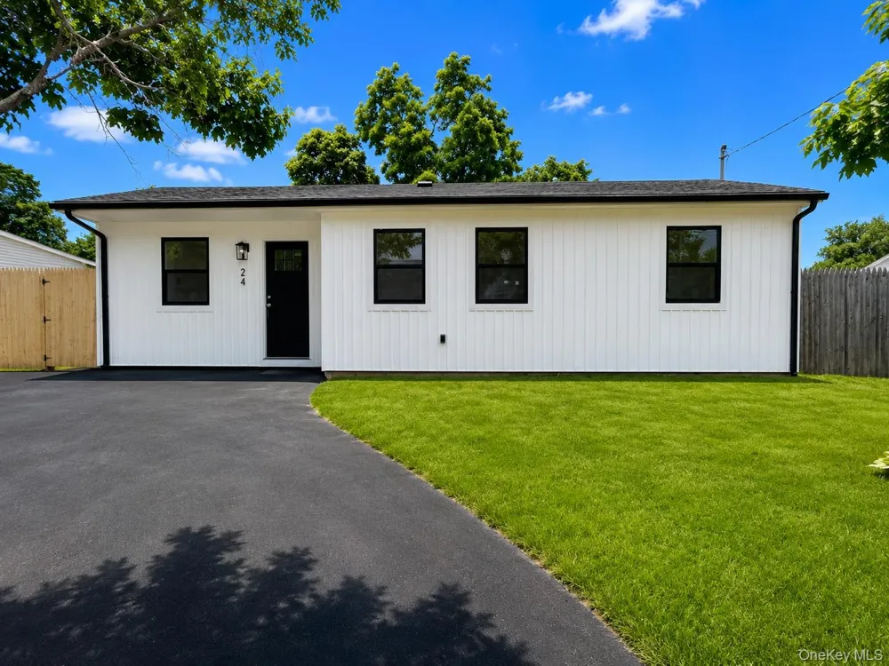 24 E Cherry Street Central Islip, NY 11722