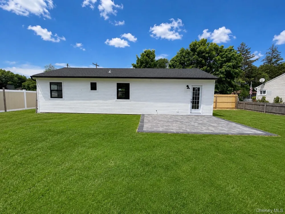 24 E Cherry Street Central Islip, NY 11722